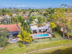 18122 NW 15th Ct, Pembroke Pines FL 33029