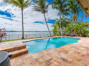 18122 NW 15th Ct, Pembroke Pines FL 33029