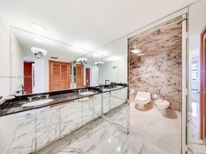 520 Brickell Key Dr A1104, Miami FL 33131