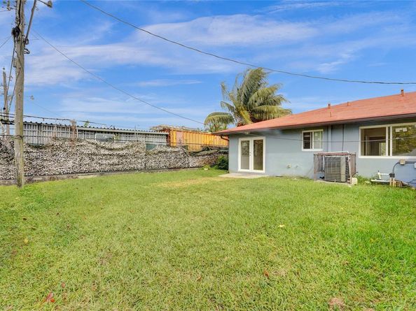 1154 NW 103rd St, Miami FL 33150