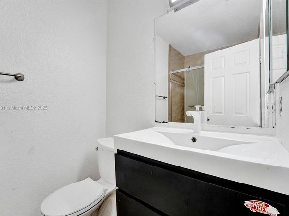 1154 NW 103rd St, Miami FL 33150