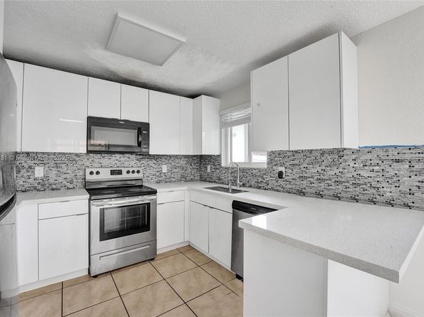 1154 NW 103rd St, Miami FL 33150