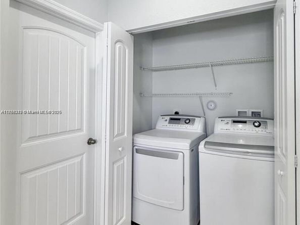 1047 NW 33rd Mnr, Pompano Beach FL 33064