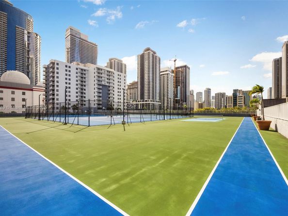 850 N Miami Ave W906, Miami FL 33136