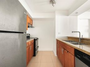 850 N Miami Ave W906, Miami FL 33136