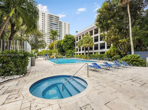 850 N Miami Ave W906, Miami FL 33136