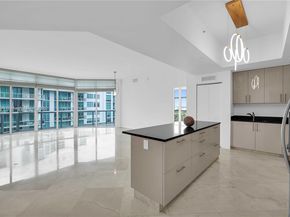 3131 NE 188th St 21005, Aventura FL 33180