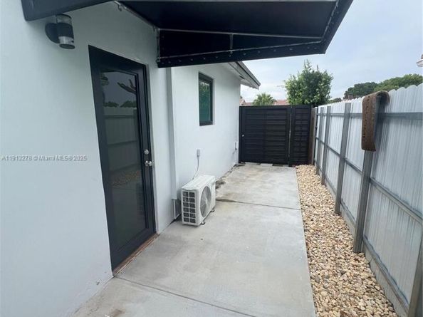 13320 SW 1st St, Miami FL 33184