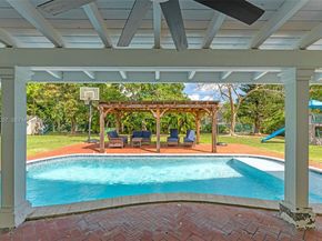 12945 SW 82nd Ave, Pinecrest FL 33156