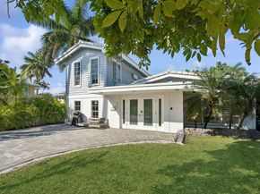 951 Buchanan St, Hollywood FL 33019