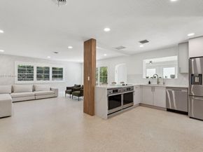 951 Buchanan St, Hollywood FL 33019
