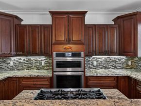 291 SE 5th Ter, Pompano Beach FL 33060