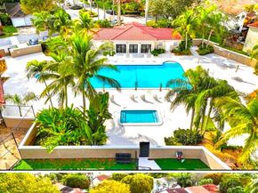 13911 SW 100th Ln, Miami FL 33186