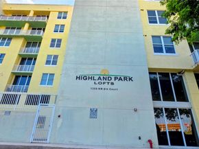 1350 NW 8th Ct A16, Miami FL 33136