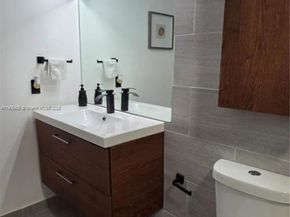 1350 NW 8th Ct A16, Miami FL 33136