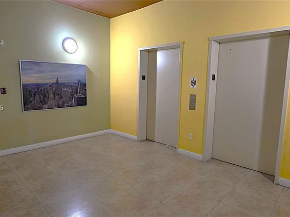 1350 NW 8th Ct A16, Miami FL 33136