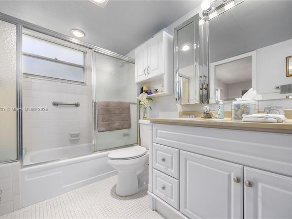 2504 Antigua Ter O3, Coconut Creek FL 33066