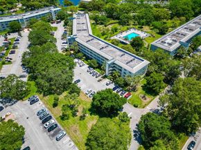 2504 Antigua Ter O3, Coconut Creek FL 33066