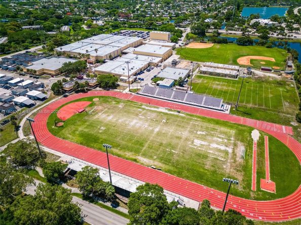 2504 Antigua Ter O3, Coconut Creek FL 33066