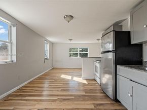 1337 NW 77th St, Miami FL 33147