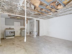 1337 NW 77th St, Miami FL 33147