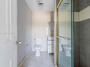 1337 NW 77th St, Miami FL 33147