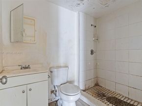 1337 NW 77th St, Miami FL 33147