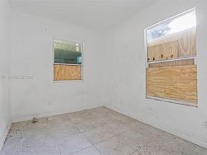 1337 NW 77th St, Miami FL 33147