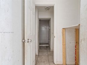 1337 NW 77th St, Miami FL 33147