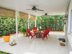 19907 NW 67th Ct, Hialeah FL 33015