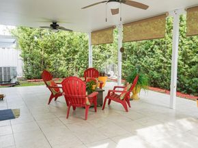 19907 NW 67th Ct, Hialeah FL 33015