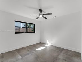 7120 SW 92nd Ave, Miami FL 33173