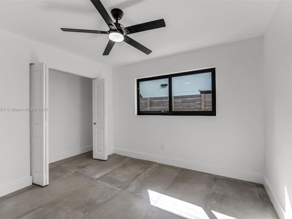 7120 SW 92nd Ave, Miami FL 33173