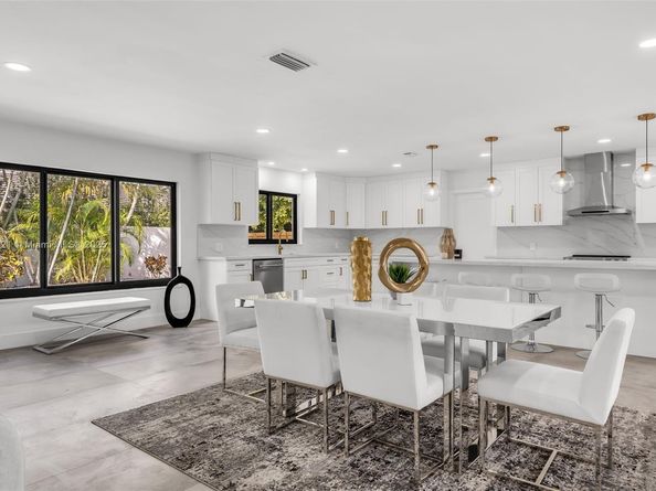 7120 SW 92nd Ave, Miami FL 33173