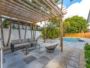 7120 SW 92nd Ave, Miami FL 33173