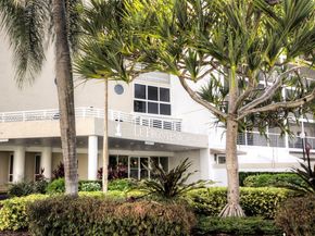 17801 N Bay Rd 210, Sunny Isles Beach FL 33160