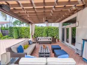 10934 NW 59th St, Doral FL 33178