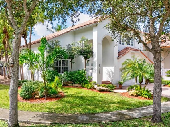 10934 NW 59th St, Doral FL 33178