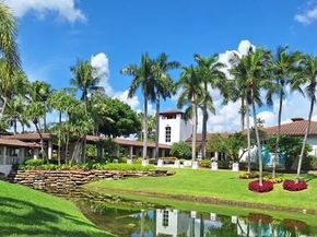 10934 NW 59th St, Doral FL 33178