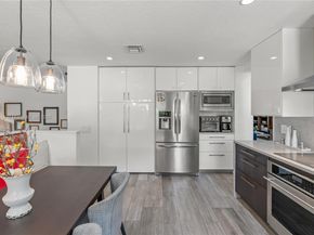 10934 NW 59th St, Doral FL 33178