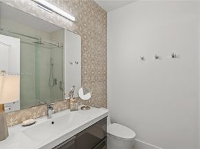 10934 NW 59th St, Doral FL 33178