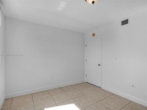 1475 SW 8th St 610, Miami FL 33135