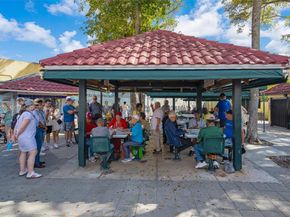 1475 SW 8th St 610, Miami FL 33135