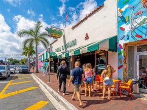 1475 SW 8th St 610, Miami FL 33135