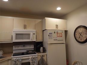 410 SE 2nd St 115, Hallandale Beach FL 33009