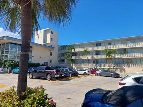 6484 Indian Creek Drive 320, Miami Beach FL 33141