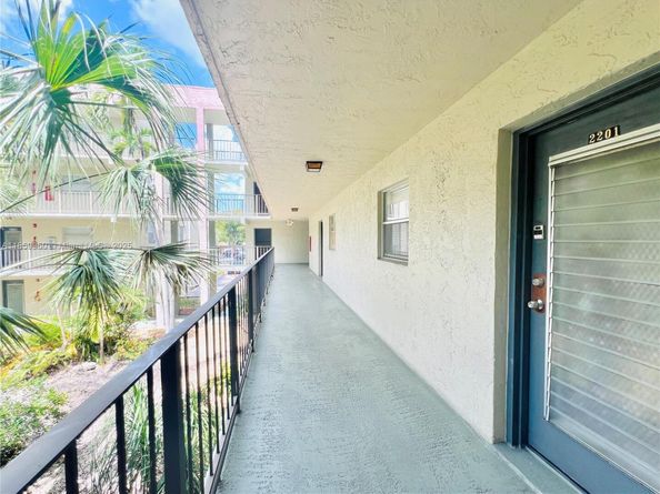 1810 SW 81st Ave 2201, North Lauderdale FL 33068