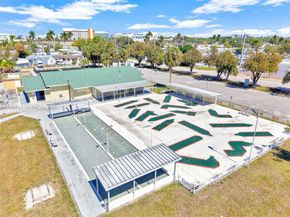 8701 SW 17th Ct, Davie FL 33324