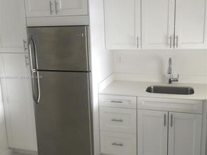 6900 Bay Dr 5A, Miami Beach FL 33141