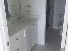 6900 Bay Dr 5A, Miami Beach FL 33141